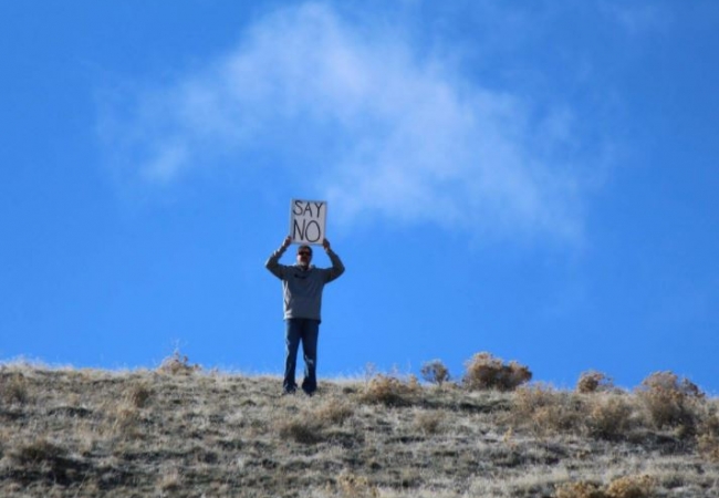 Πεθερός κάνει χαλάστρα σε γαμπρό σε πρόταση γάμου
