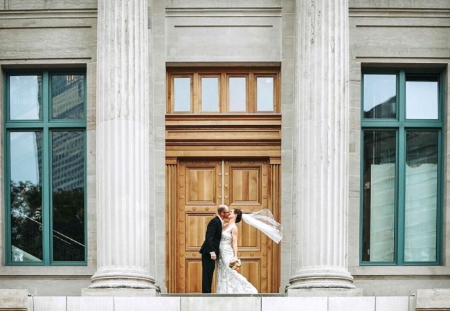 5 ιδέες για την οργάνωση ενός φανταστικού πολιτικού γάμου