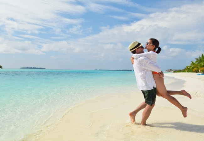 Οικονομικό γαμήλιο ταξίδι με λίγα χρήματα