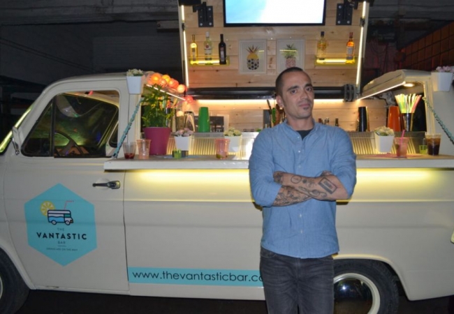 Φέρε ένα Van- Bar στο γάμο σου… and let the most Vintage- Vantastic party begin!